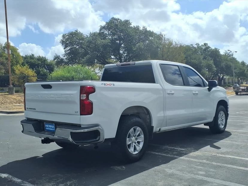 2021 Chevrolet Silverado 1500 - Image 3