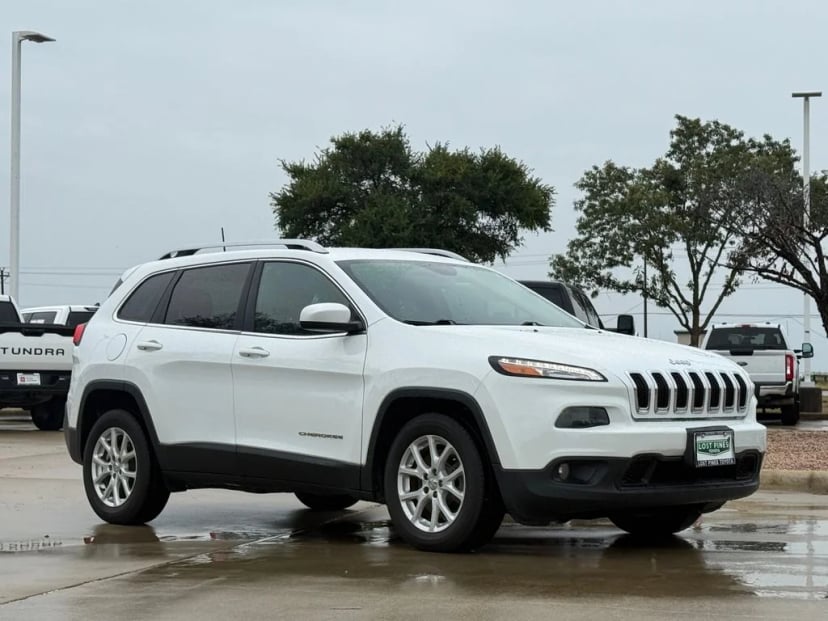 2017 Dodge Cherokee - Image 1