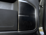 2022 Rivian R1S - Preview 13