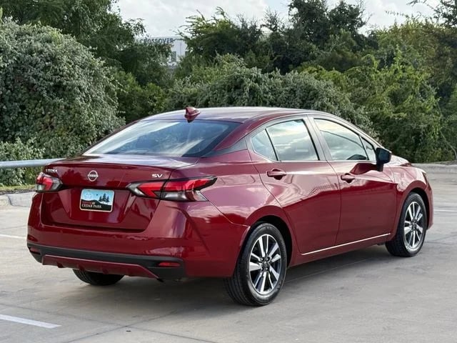 2024 Nissan Versa - Image 2