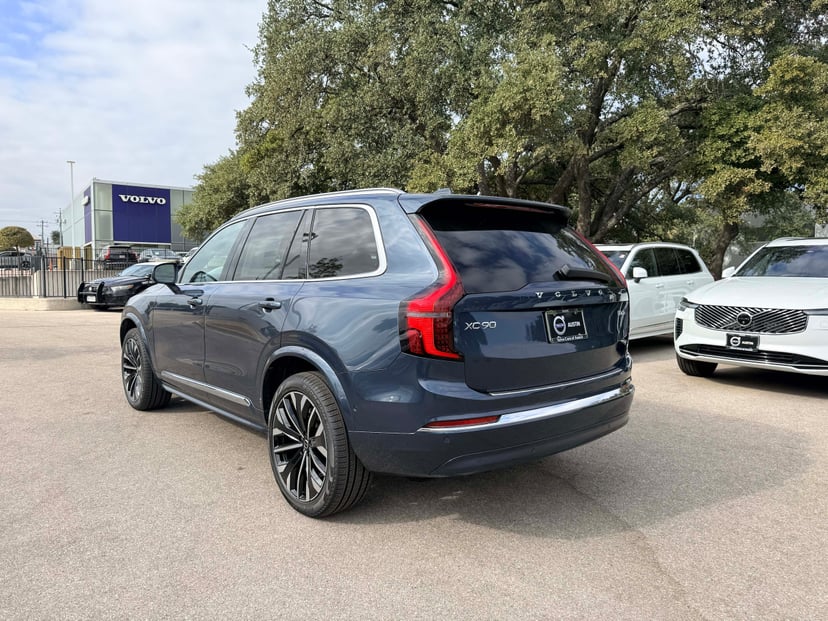 2026 Volvo XC90 - Image 2