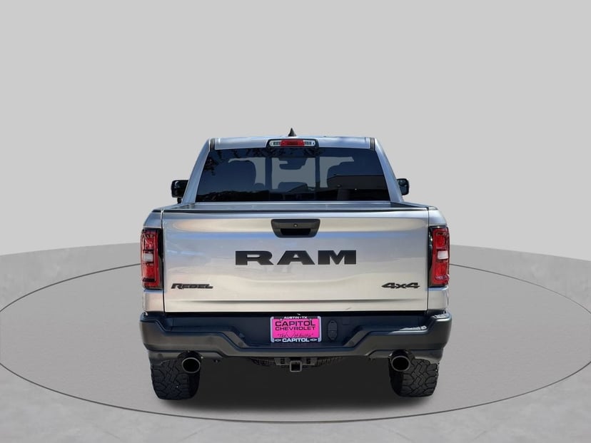 2025 Ram 1500 - Image 3
