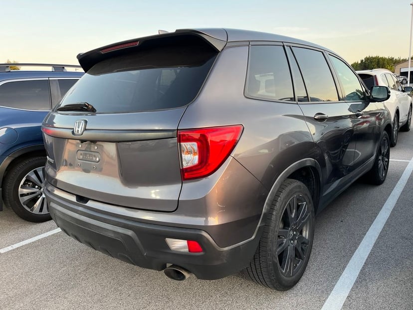 2020 Honda Passport - Image 2