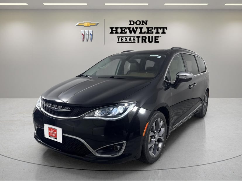 2019 Chrysler Pacifica - Image 1