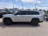 2023 Jeep Grand Cherokee L - Preview 3
