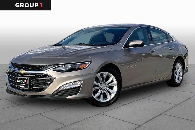 2022 Chevrolet Malibu - Image 1