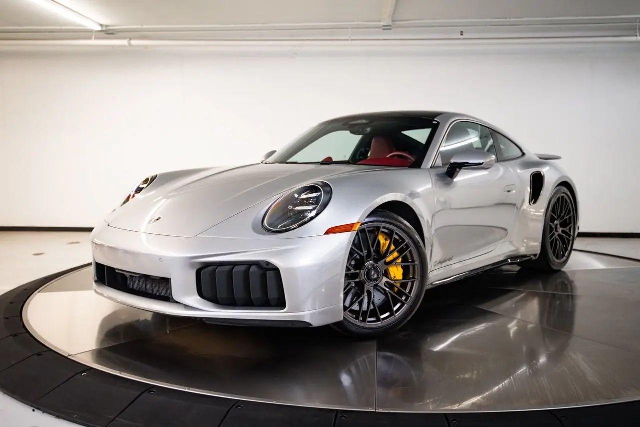 2026 Porsche 911 - Image 1