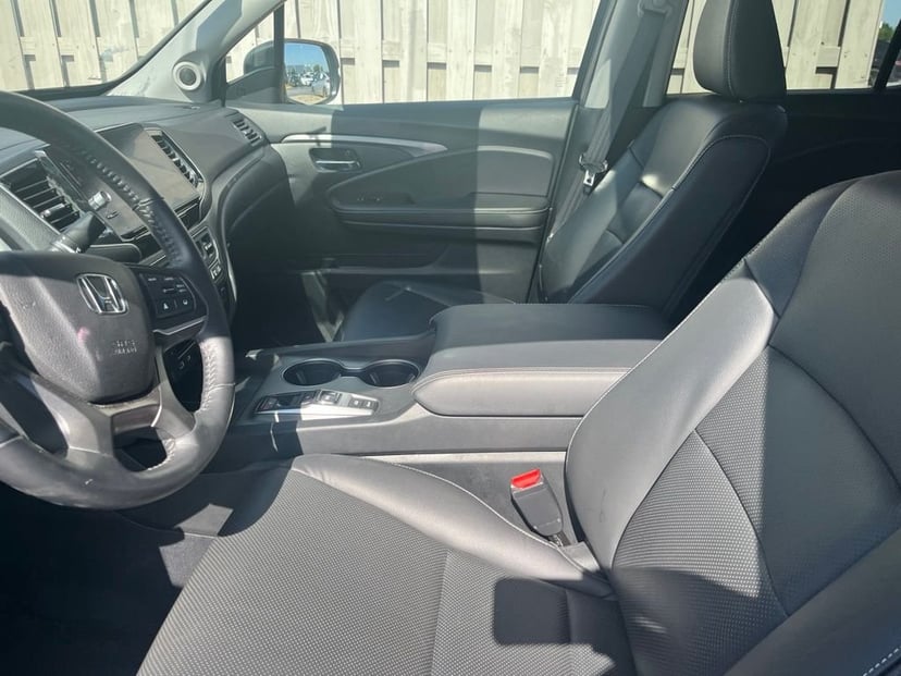 2025 Honda Ridgeline - Image 3