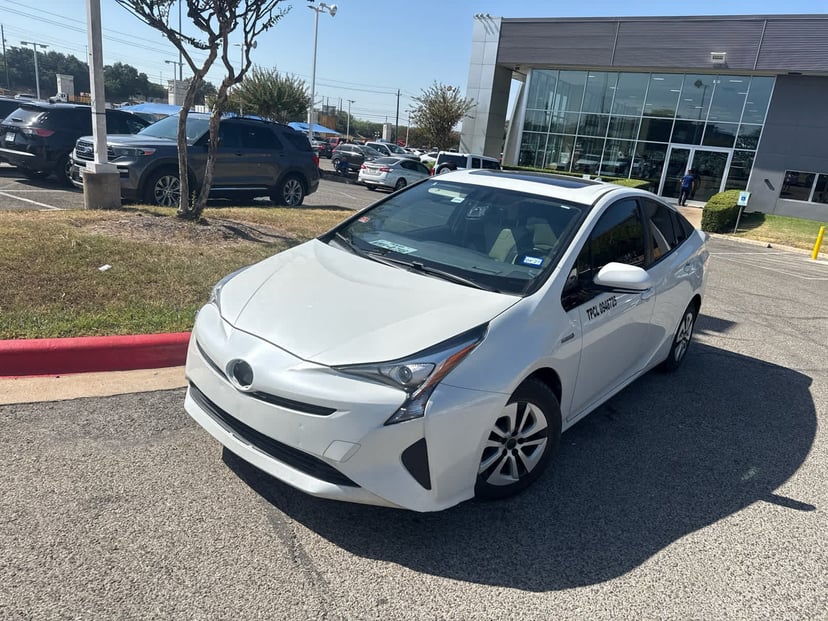 2016 Toyota Prius - Image 1