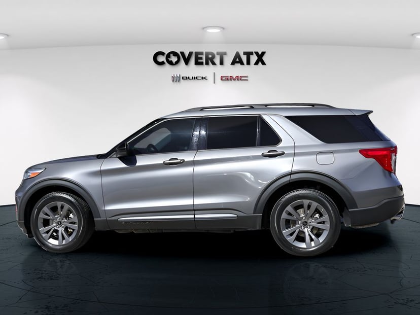2022 Ford Explorer - Image 2