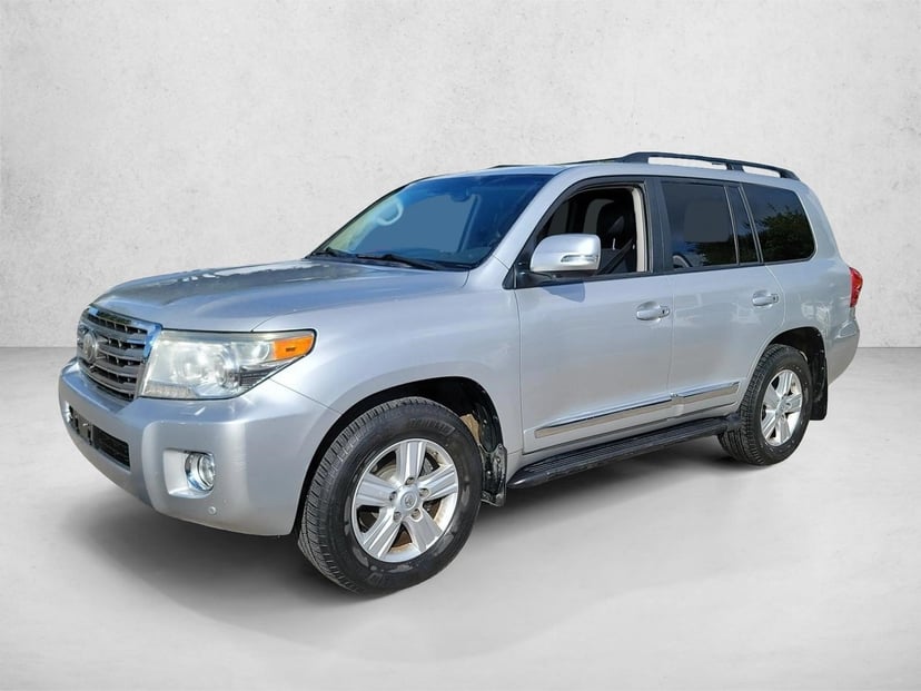 2013 Toyota Land Cruiser - Image 1