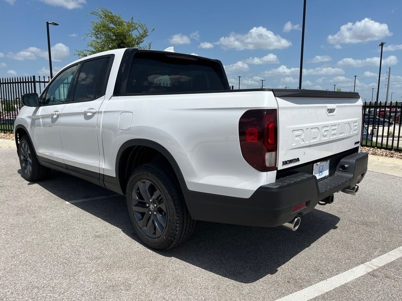 2026 Honda Ridgeline - Image 3