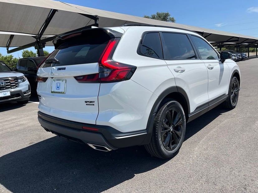 2026 Honda CR-V - Image 3