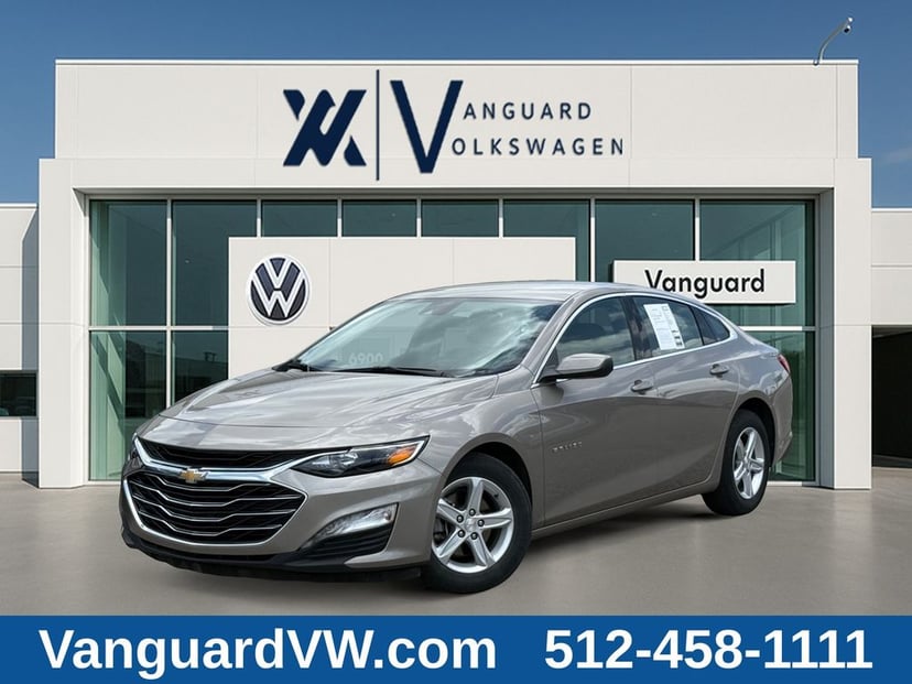 2025 Chevrolet Malibu - Image 1