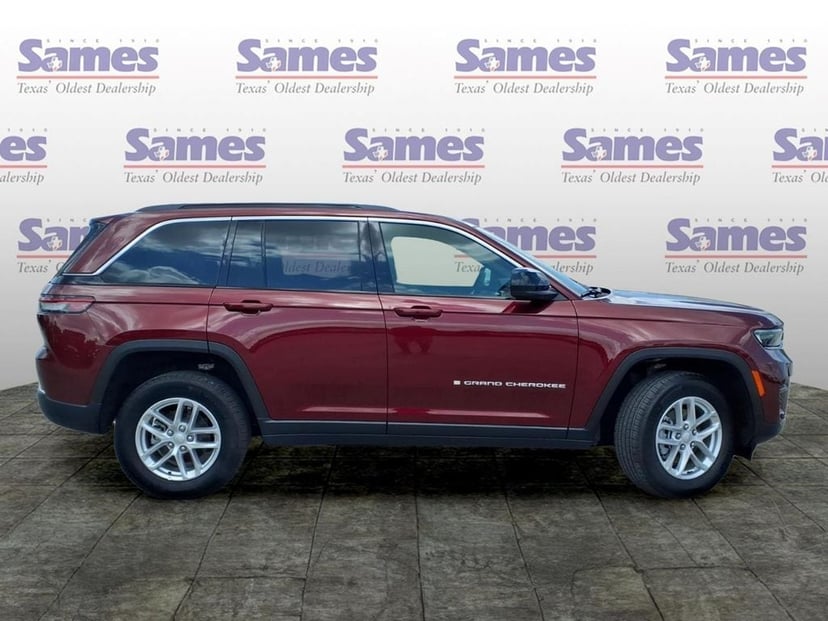 2026 Jeep Grand Cherokee - Image 3
