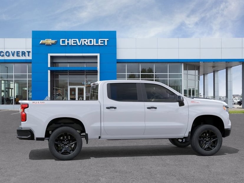 2026 Chevrolet Silverado 1500 - Image 2
