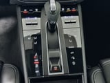 2026 Porsche Macan - Preview 16