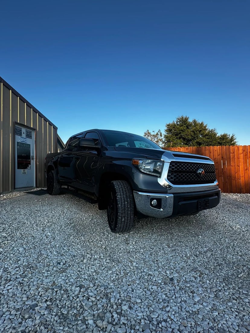 2021 Toyota Tundra - Image 1