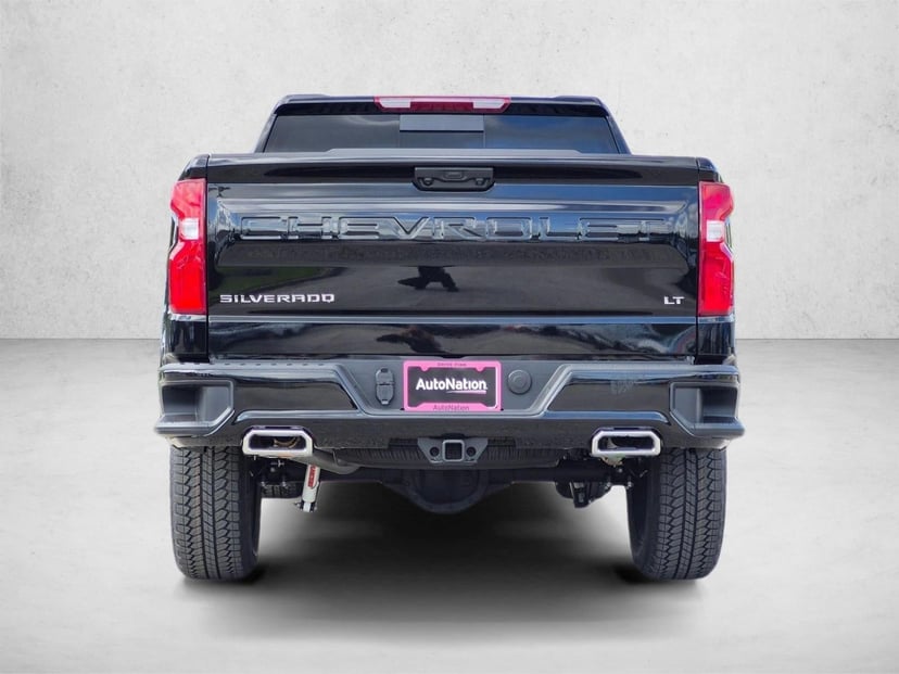2026 Chevrolet Silverado - Image 3