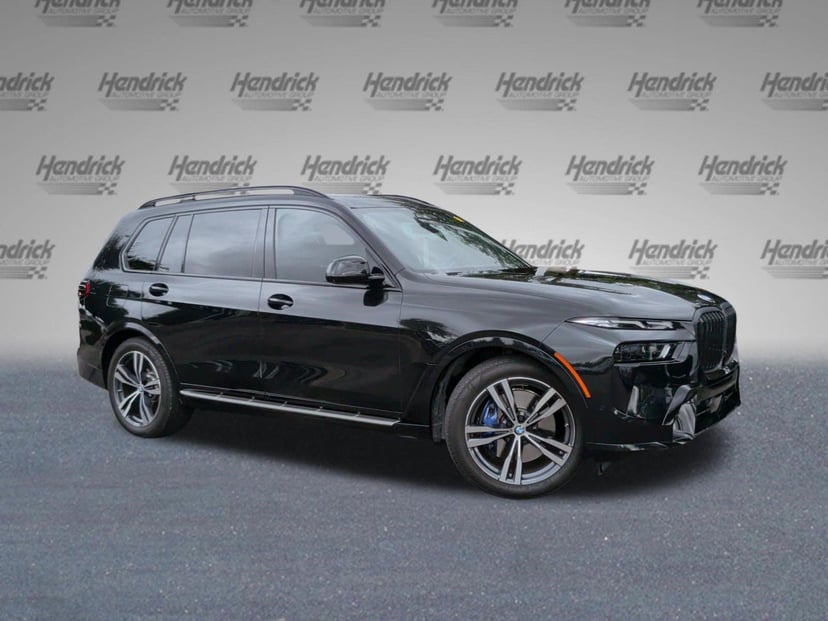 2024 BMW X7 - Image 1