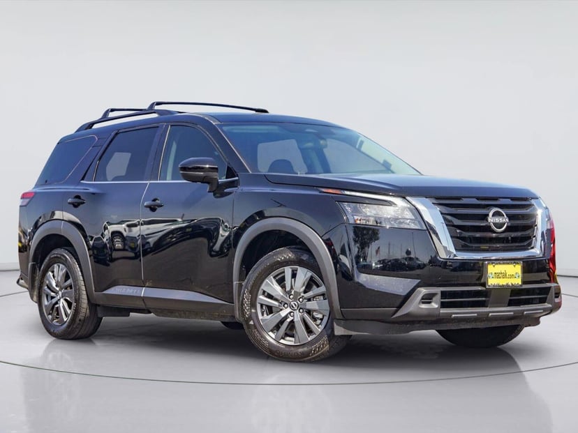 2025 Nissan Pathfinder - Image 1