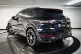 2022 Porsche Cayenne - Preview 3