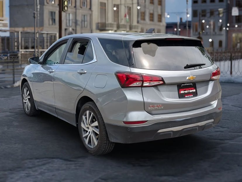 2023 Chevrolet Equinox - Image 3