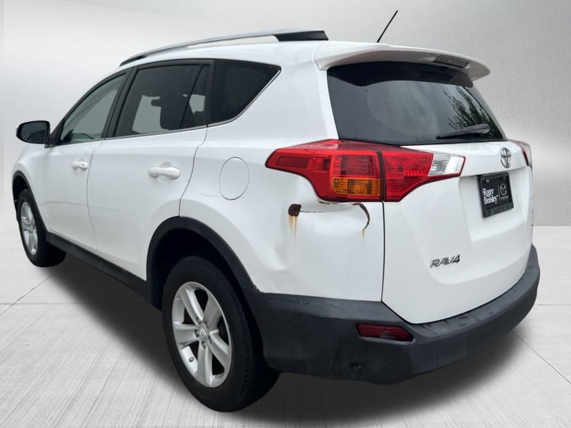2014 Toyota RAV4 - Image 3