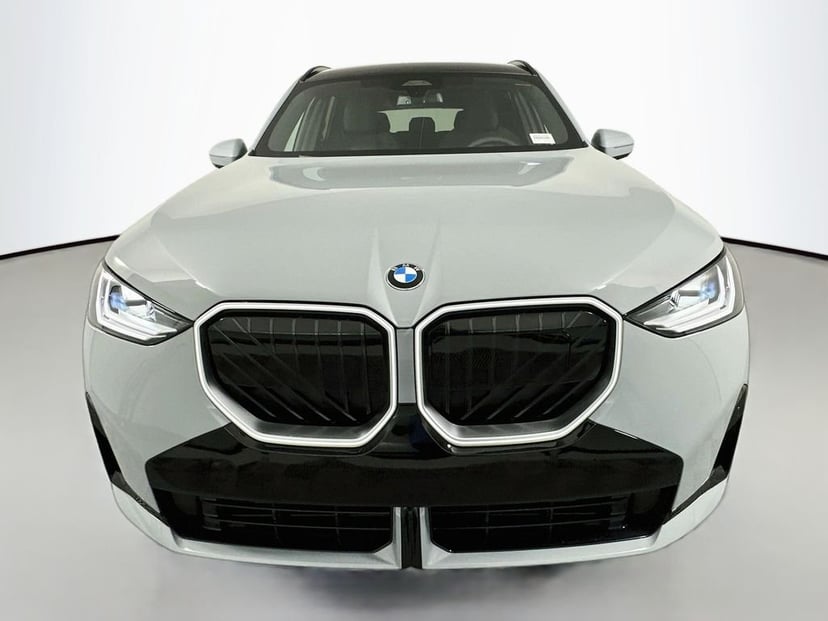 2026 BMW X3 - Image 2