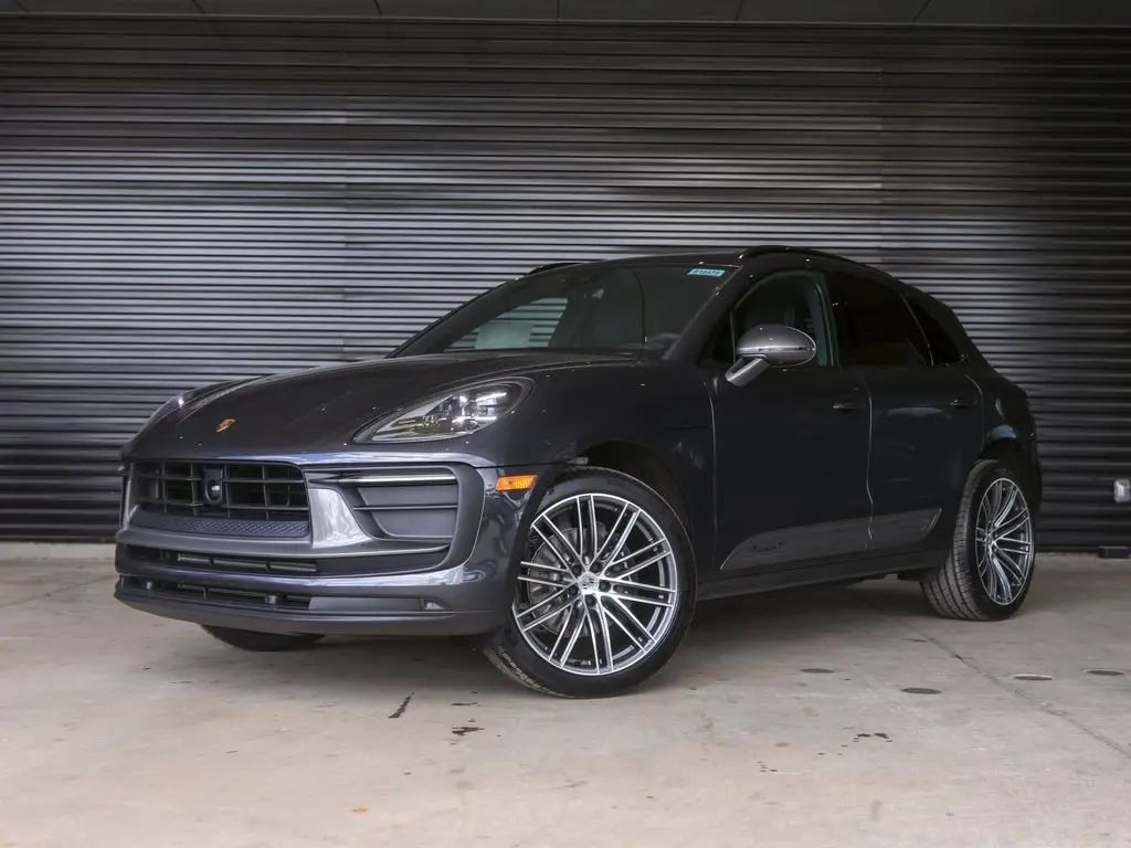 2026 Porsche Macan - Image 1