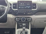 2025 Hyundai Venue - Preview 12