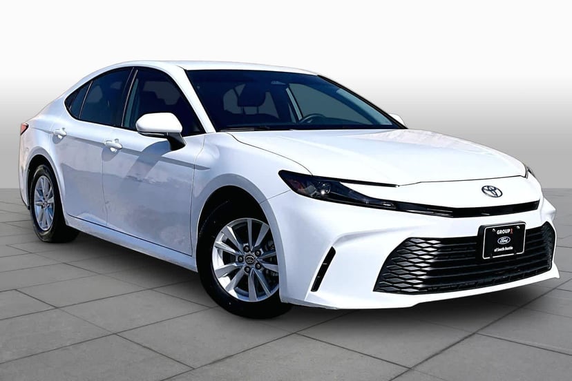 2025 Toyota Camry - Image 2