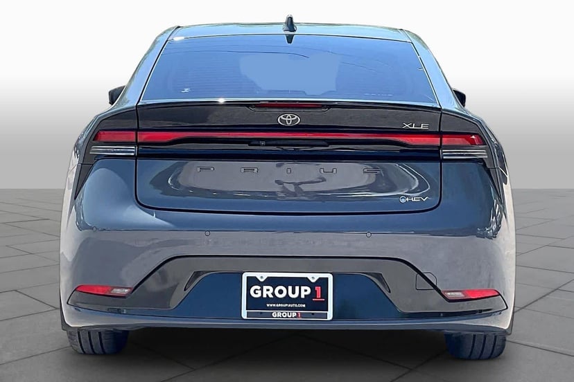 2024 Toyota Prius - Image 2
