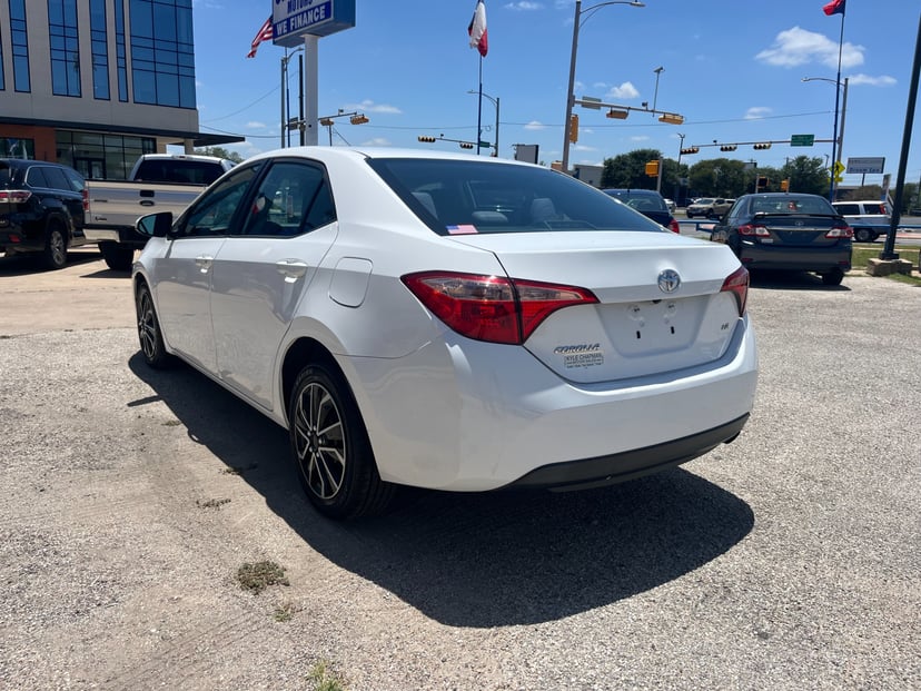 2019 Toyota Corolla - Image 3