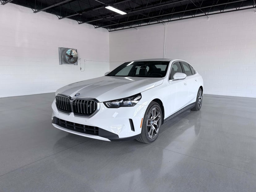 2024 BMW i5 - Image 1