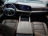 2025 Chevrolet Suburban - Preview 10