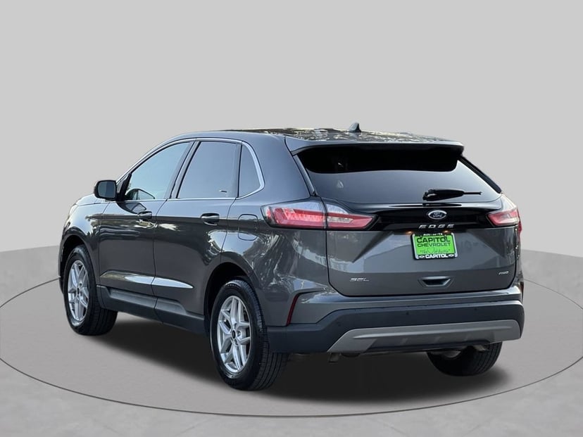 2024 Ford Edge - Image 1