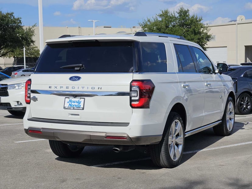 2024 Ford Expedition - Image 3