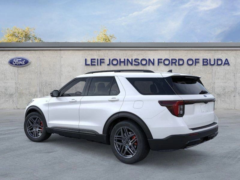 2026 Ford Explorer - Image 3