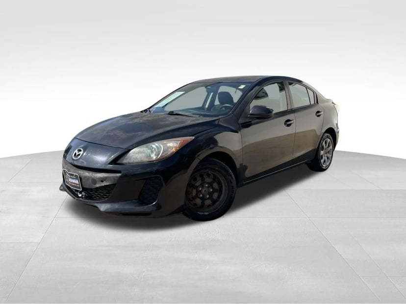 2013 Mazda Mazda3 - Image 2