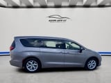 2017 Chrysler Pacifica - Preview 4
