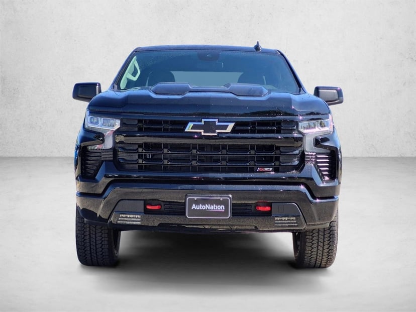 2026 Chevrolet Silverado - Image 3