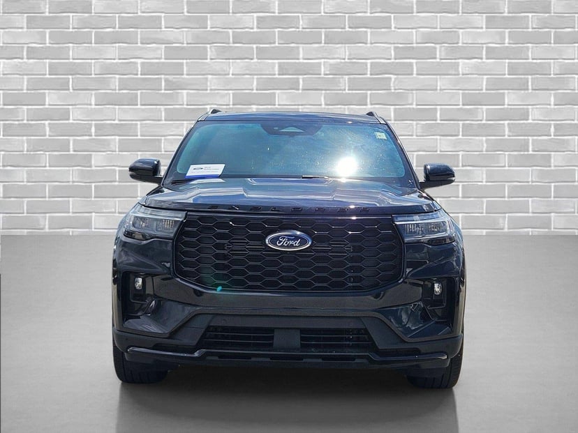 2025 Ford Explorer - Image 1