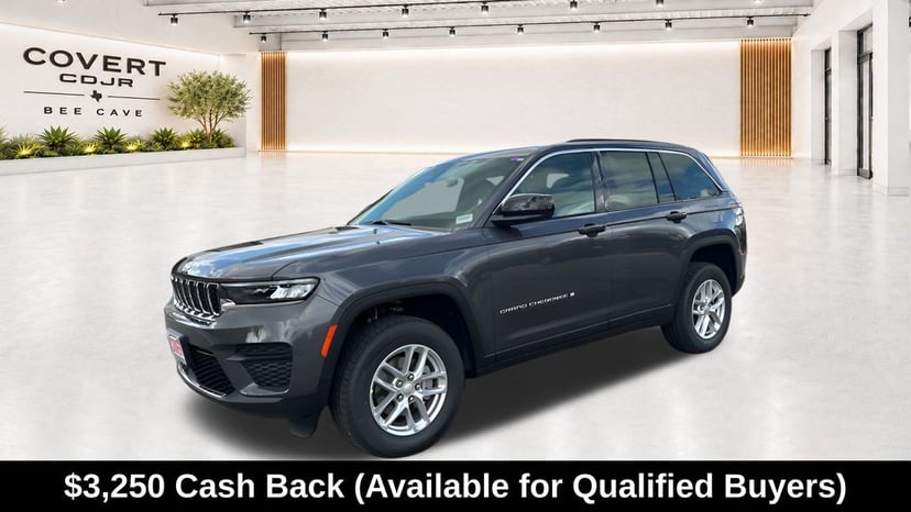 2025 Jeep Grand Cherokee - Image 2