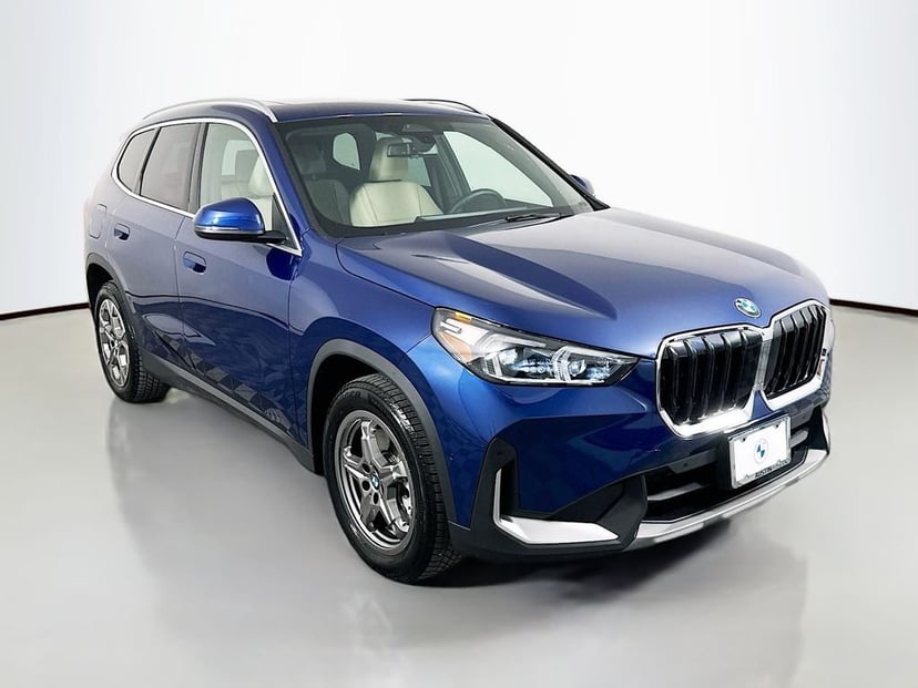 2023 BMW X1 - Image 1