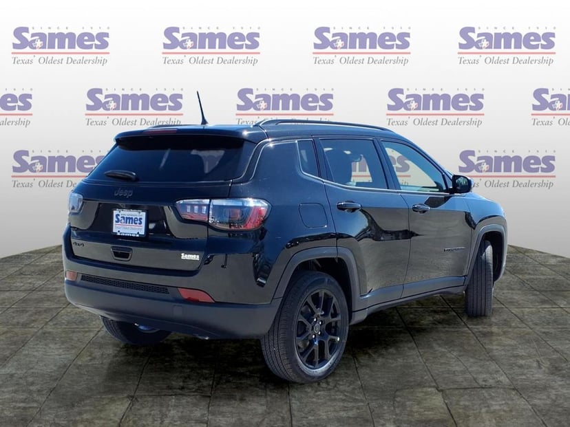 2026 Jeep Compass - Image 2