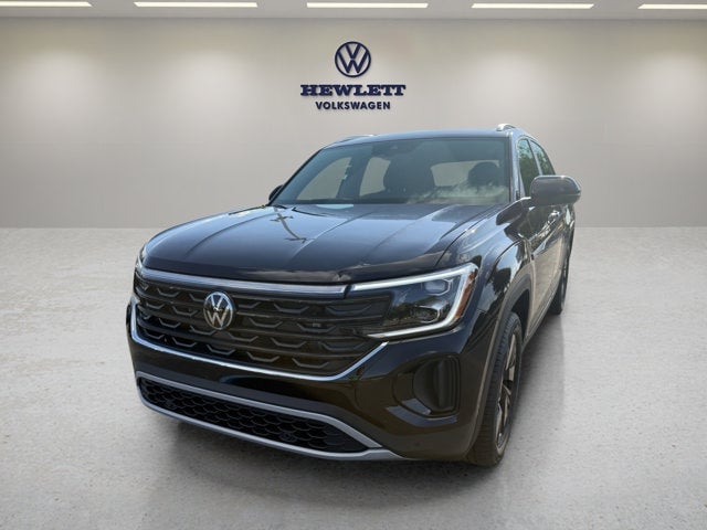 2026 Volkswagen Atlas Cross Sport - Image 1