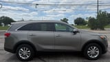 2017 Kia Sorento - Preview 5