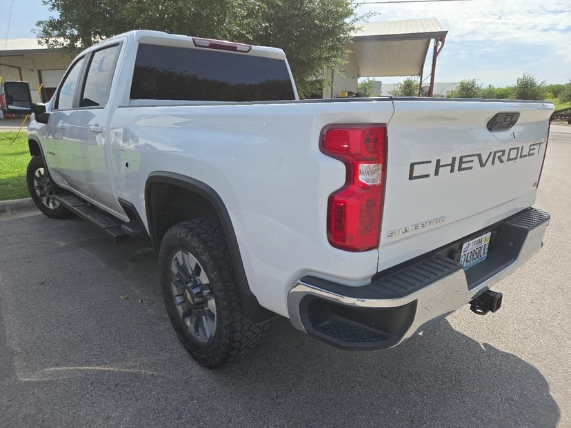 2024 Chevrolet Silverado HD - Image 3