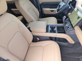 2026 Land Rover Defender - Preview 13